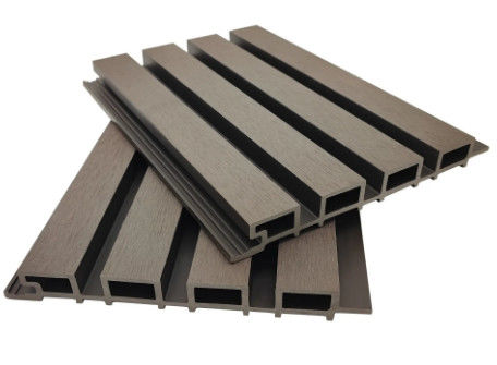 Außenverkleidung, geriffelte WPC-Verkleidungsplatten, Wandverkleidung, Holz-Kunststoff-Verbundwerkstoff