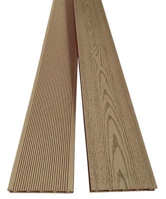 Schwimmbad-Terrassendielen aus WPC-Schaumstoff, WPC-Terrassendielen aus Holz und Kunststoff für den Außenbereich, Verbunddeck
