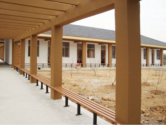 Lange Bier-Picknick-Essbank im Freien